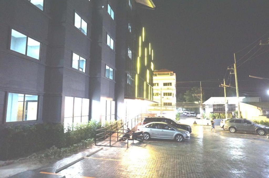 Prinn Hotel Rayong Exterior photo
